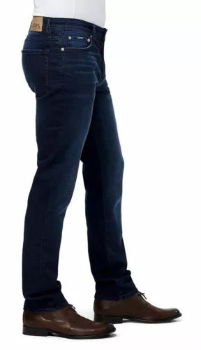Chaps Men's Classic Fit Jeans | Relaxed Comfort | Stretch Denim | Everyday Casual Wear