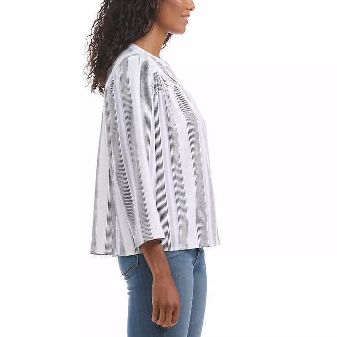 Splendid Women's White V-Neck Viscose Linen Blend Blouse