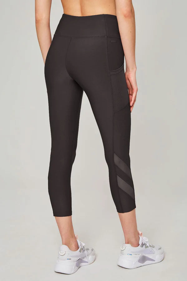 Mondetta Women's High-Waisted Capri Leggings