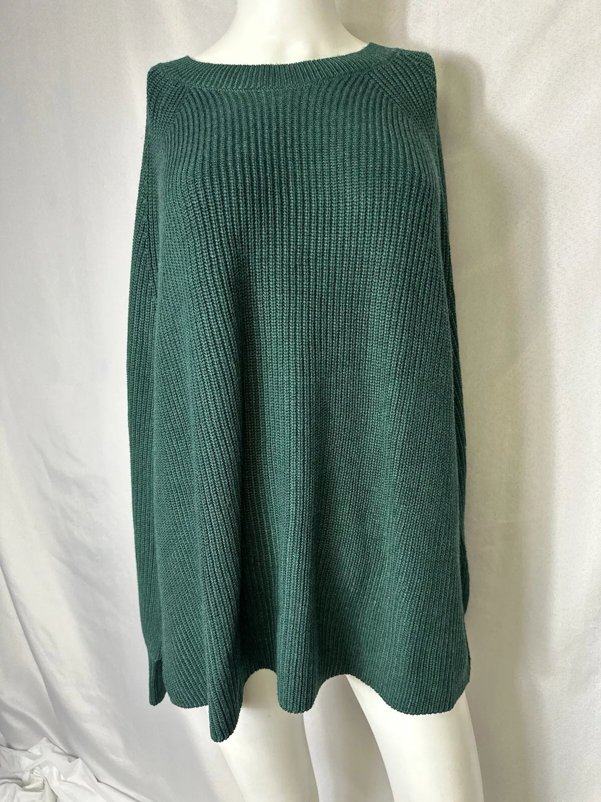 Jessica Simpson Ladies' Crew Neck Sweater | Green