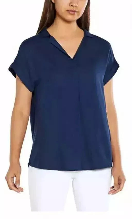 GAP Women’s V-Neck Short Sleeve Blouse – Stylish and Comfortable Casual Wear