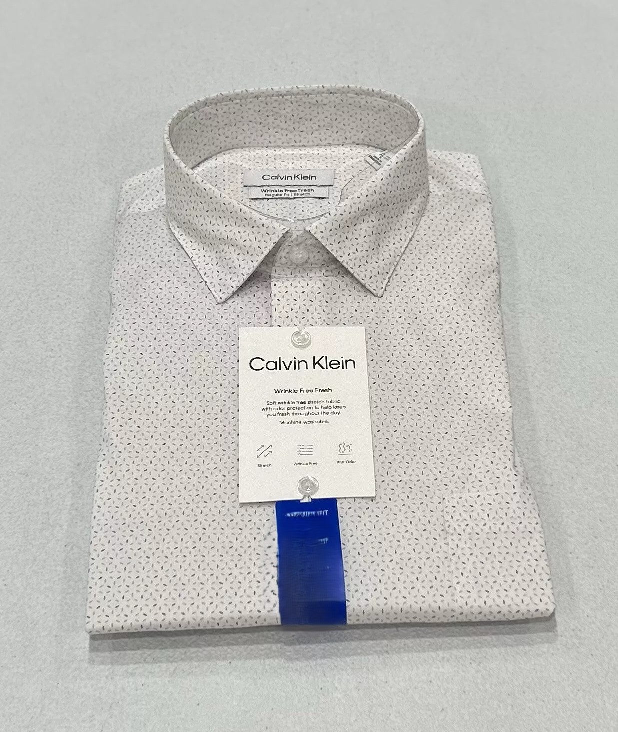 Calvin Klein Men's Wrinkle-Free Dress Shirt | Slim Fit Long Sleeve Button-Down Shirt