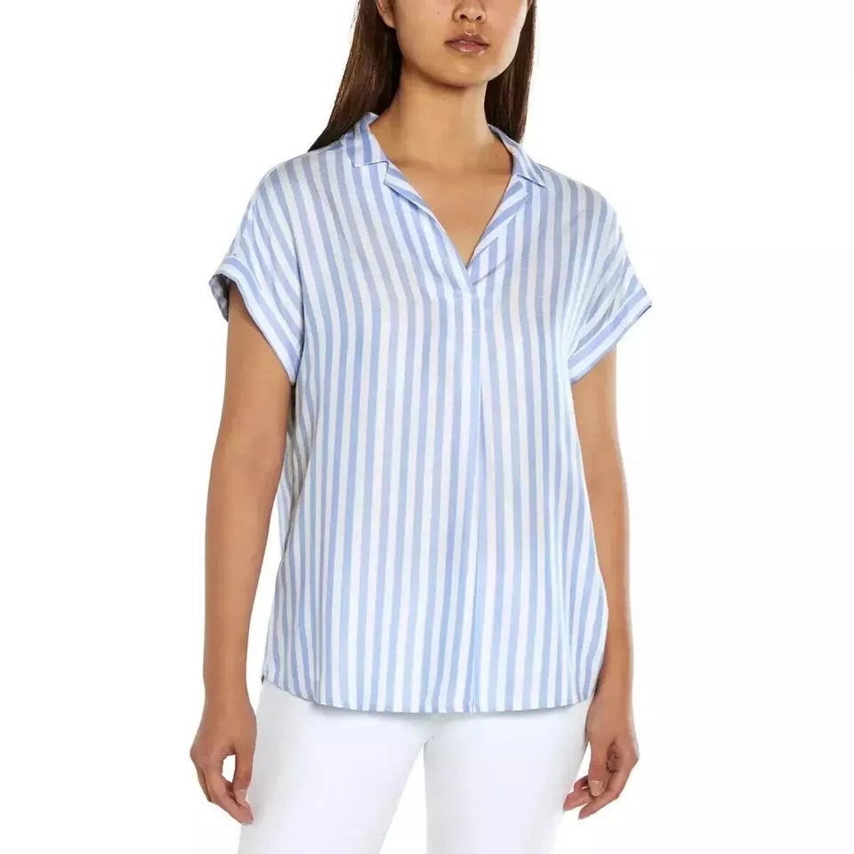 GAP Women’s V-Neck Short Sleeve Blouse – Stylish and Comfortable Casual Wear